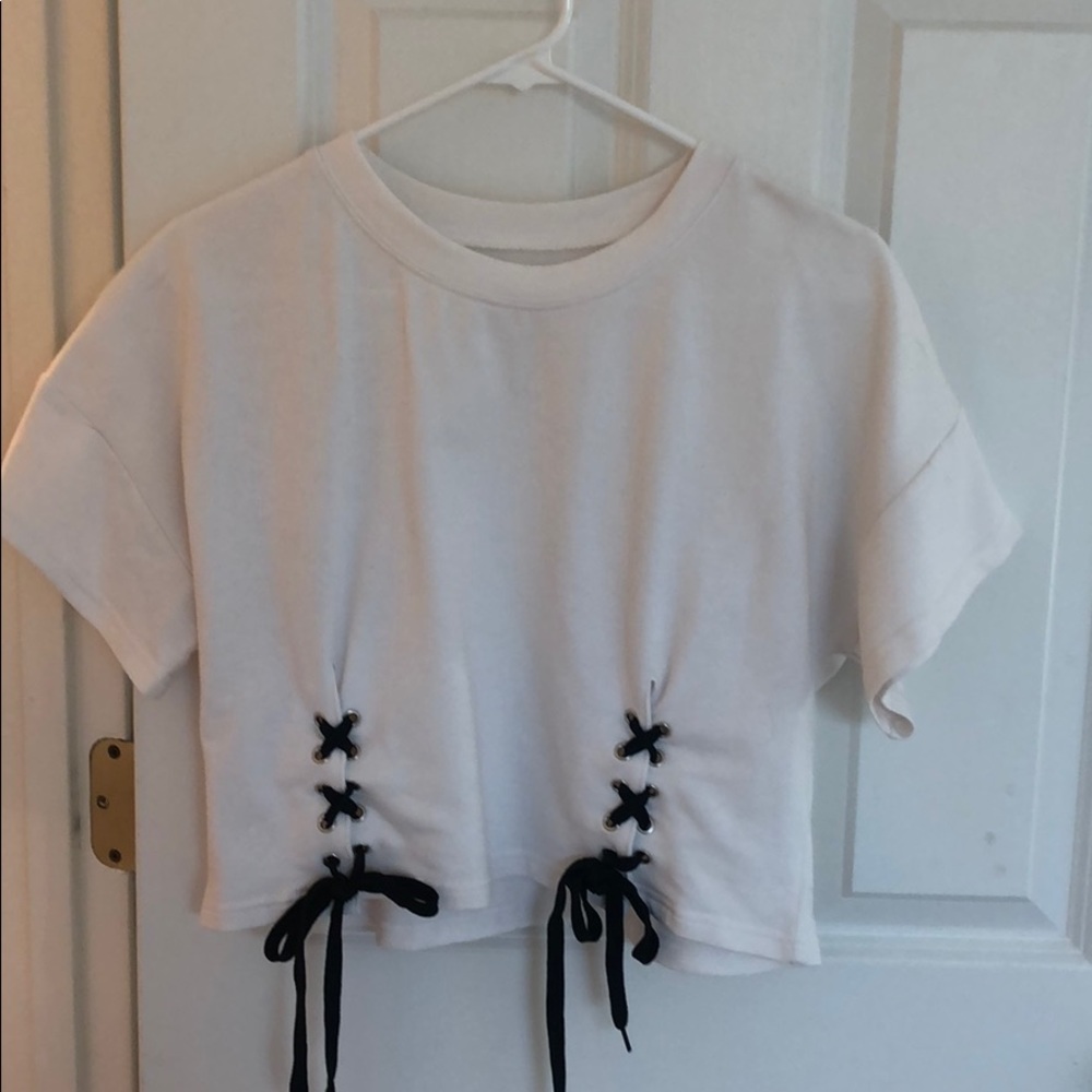 White t shirt with cute black lace